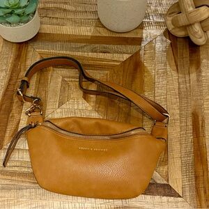 Poppy & Peonies Sidekick